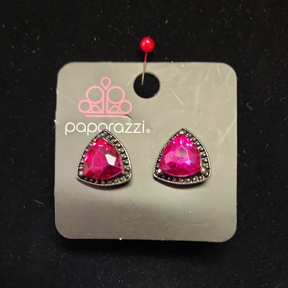 Paparazzi Earrings - Daringly Duchess - Pink